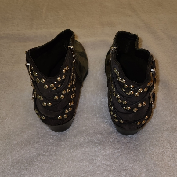 EUC Sam Edelman Suede Booties - Picture 4 of 6